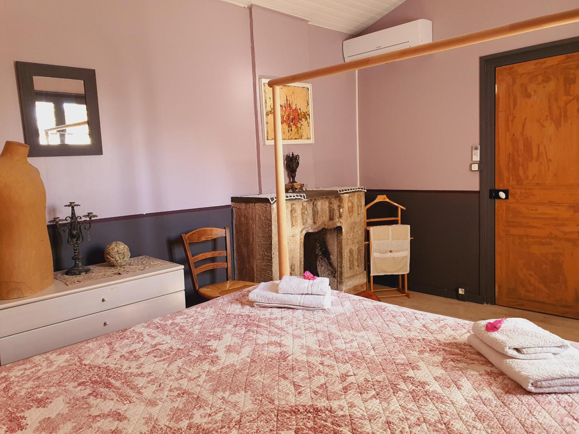 Le Clos Des Pins Claira Rom bilde